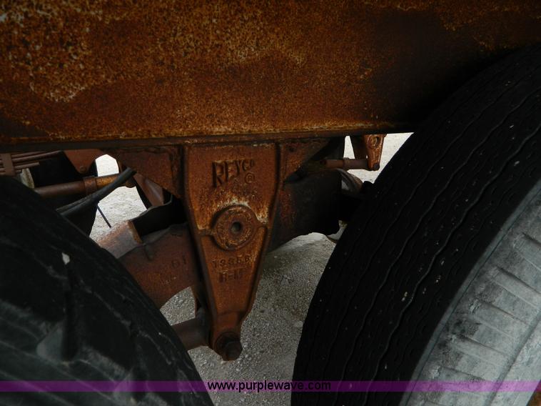 image for item J5125 1968 Tempte BD2T bottom dump trailer