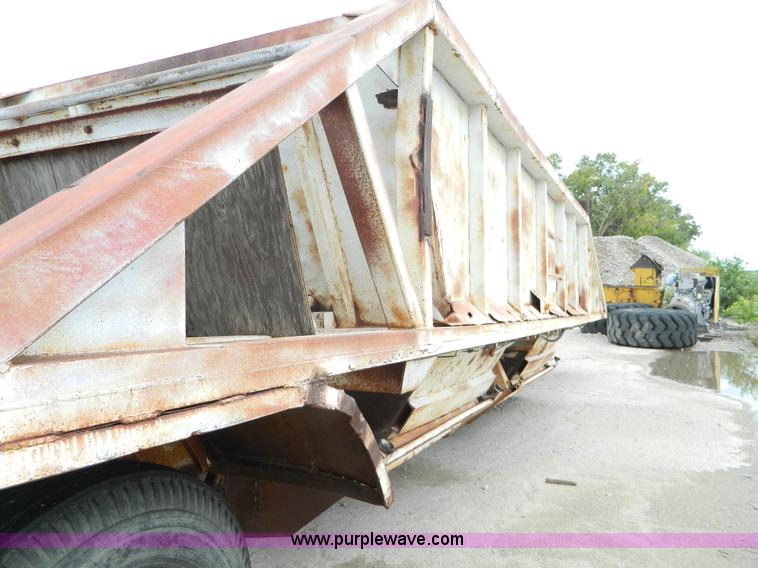 image for item J5125 1968 Tempte BD2T bottom dump trailer