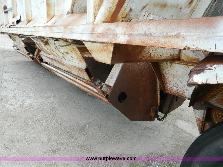 image for item J5125 1968 Tempte BD2T bottom dump trailer