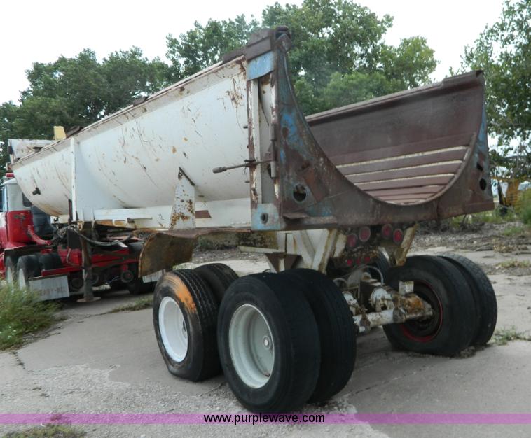 image for item J5126 1978 Cook SDS28RR end dump trailer