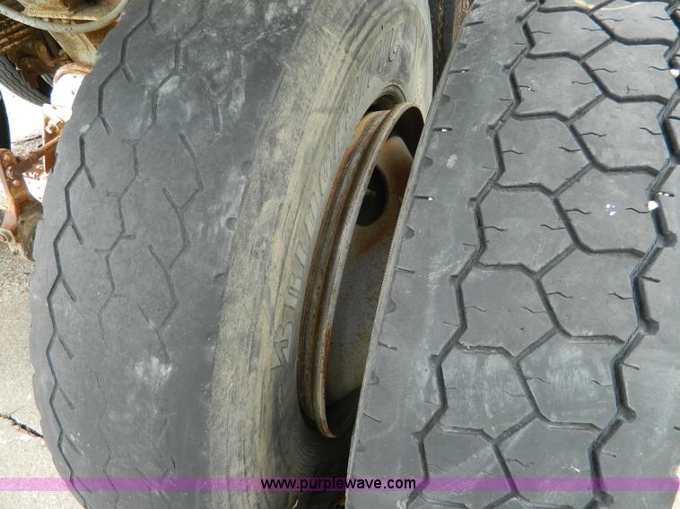 image for item J5126 1978 Cook SDS28RR end dump trailer