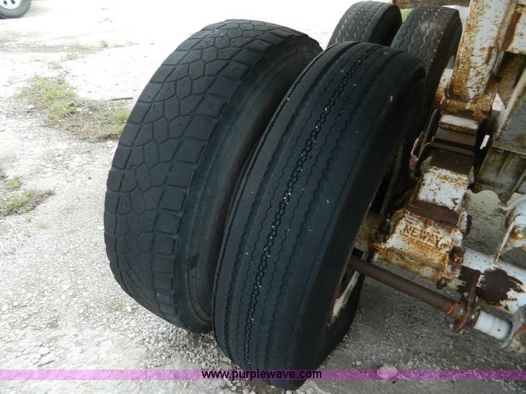 image for item J5126 1978 Cook SDS28RR end dump trailer