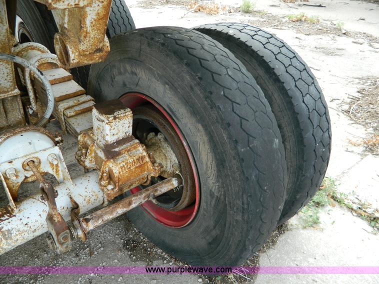 image for item J5126 1978 Cook SDS28RR end dump trailer