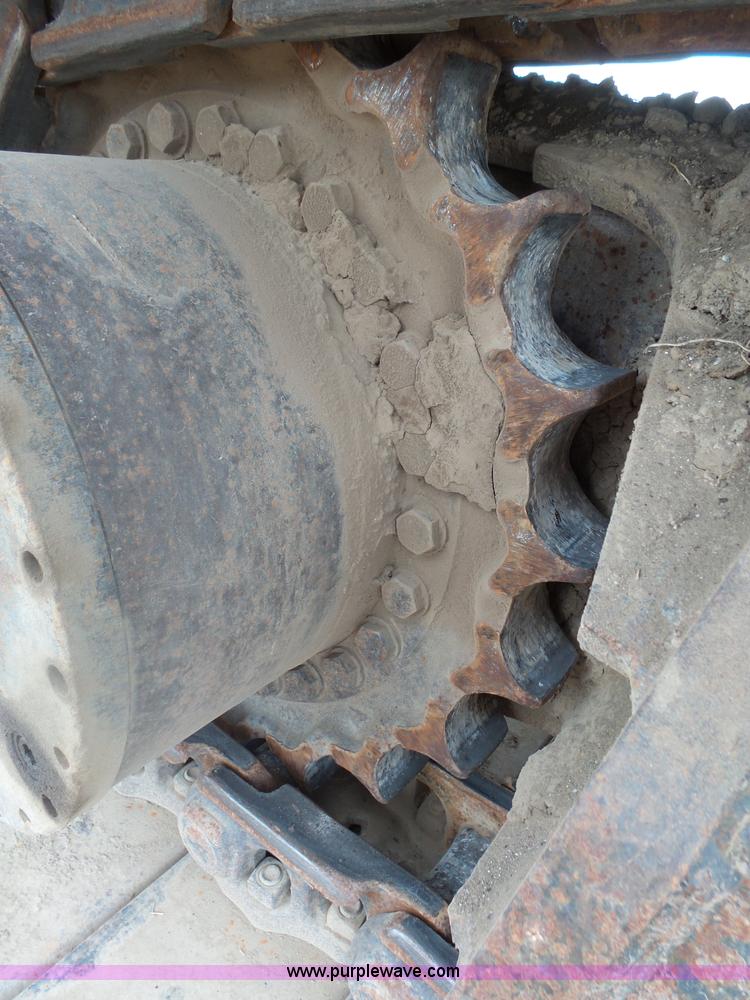 image for item J5476 2004 Kobelco SK330LC excavator