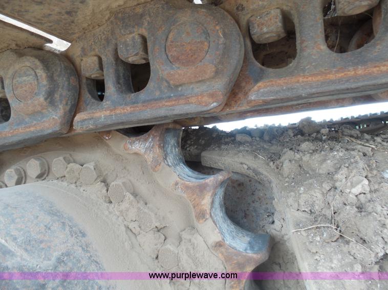 image for item J5476 2004 Kobelco SK330LC excavator