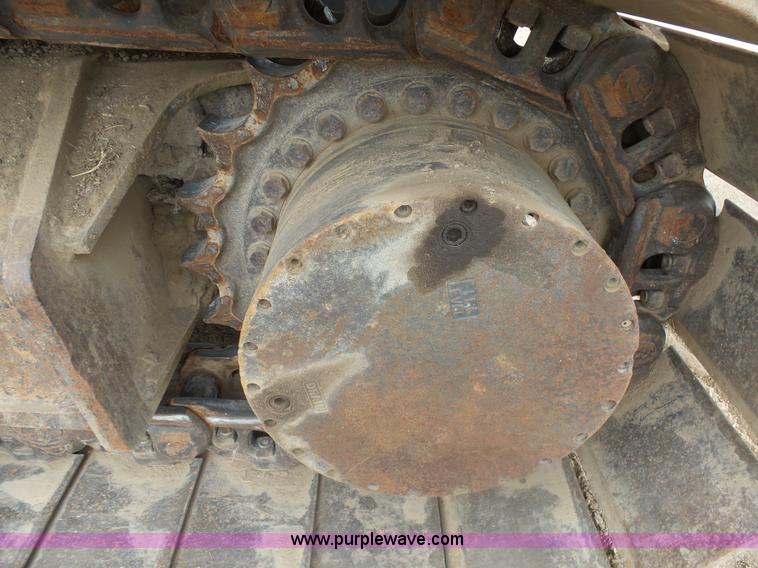 image for item J5476 2004 Kobelco SK330LC excavator
