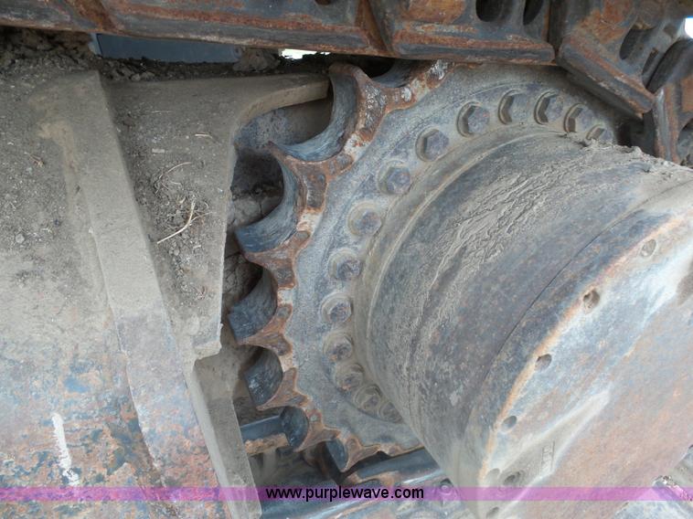 image for item J5476 2004 Kobelco SK330LC excavator