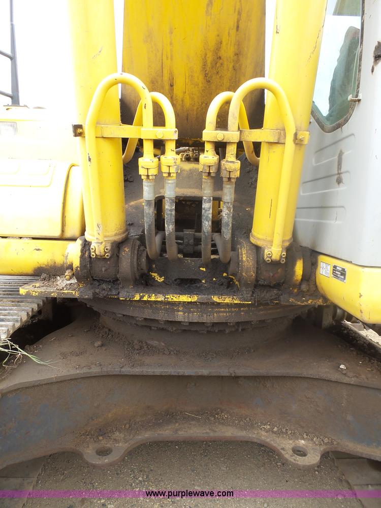 image for item J5476 2004 Kobelco SK330LC excavator