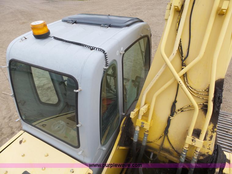 image for item J5476 2004 Kobelco SK330LC excavator