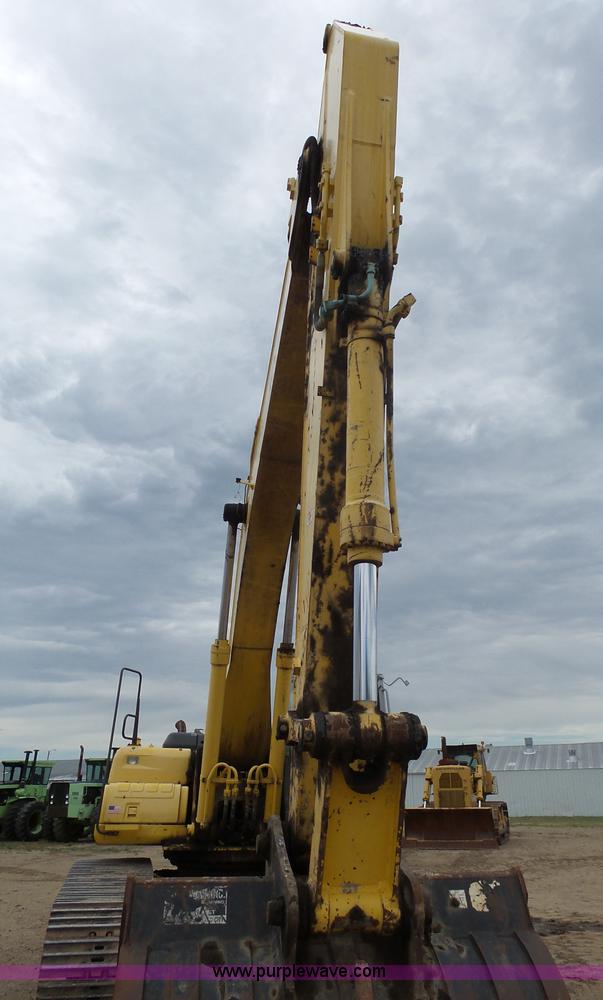 image for item J5476 2004 Kobelco SK330LC excavator
