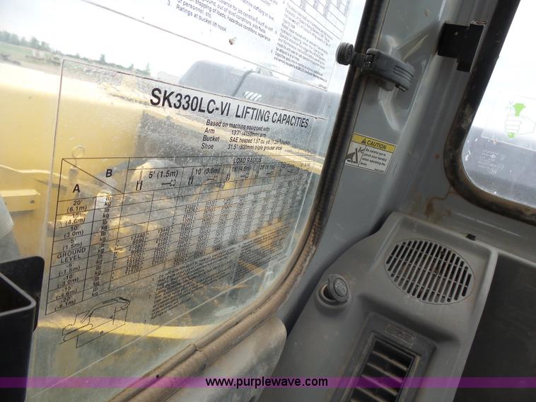 image for item J5476 2004 Kobelco SK330LC excavator
