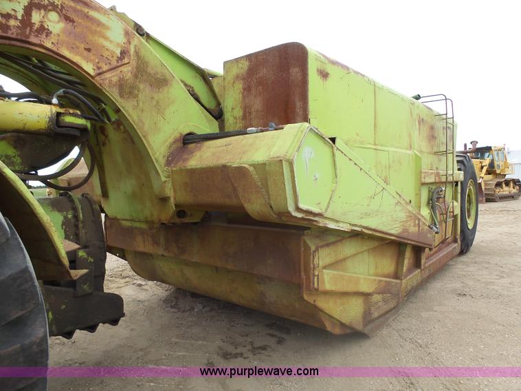 image for item J5477 1964 Terex S-24 water wagon