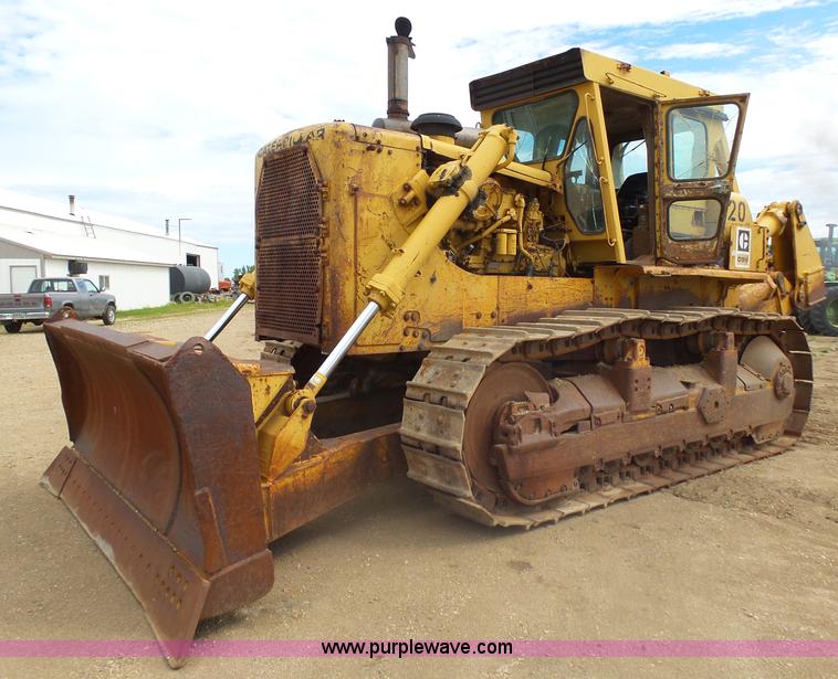 image for item J5480 1976 Caterpillar D9H dozer
