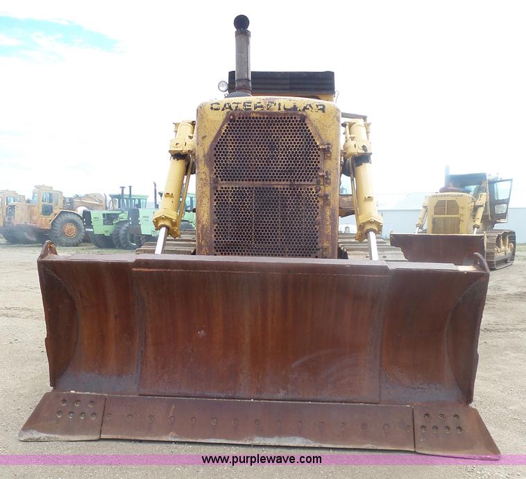 image for item J5480 1976 Caterpillar D9H dozer