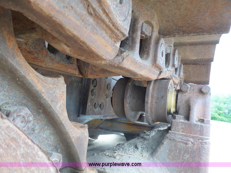 image for item J5480 1976 Caterpillar D9H dozer