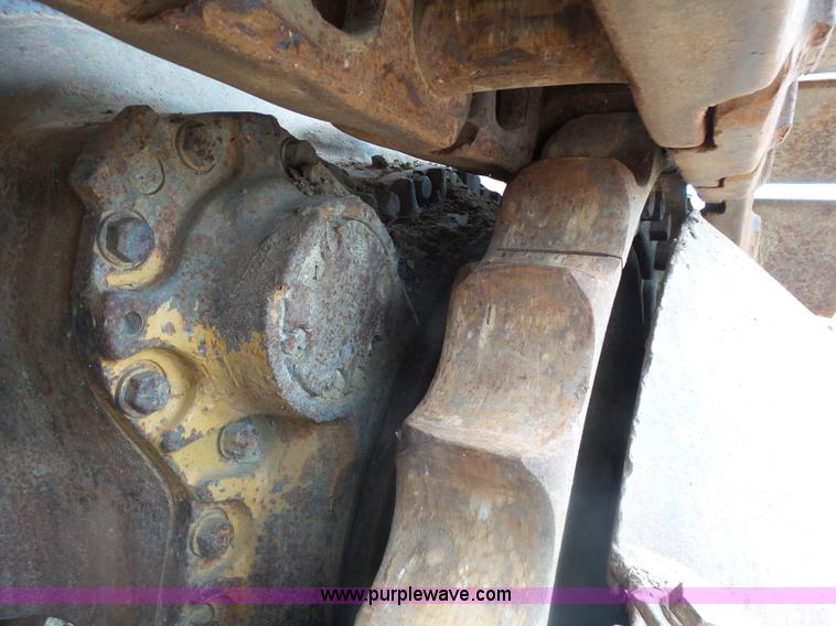 image for item J5480 1976 Caterpillar D9H dozer