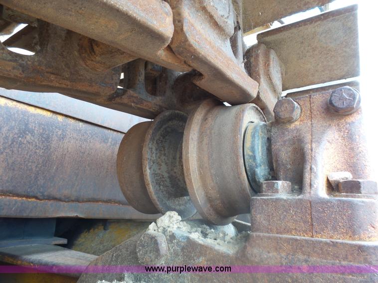 image for item J5480 1976 Caterpillar D9H dozer