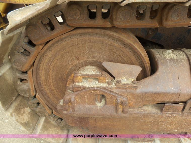 image for item J5480 1976 Caterpillar D9H dozer