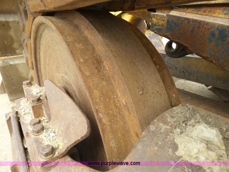 image for item J5480 1976 Caterpillar D9H dozer