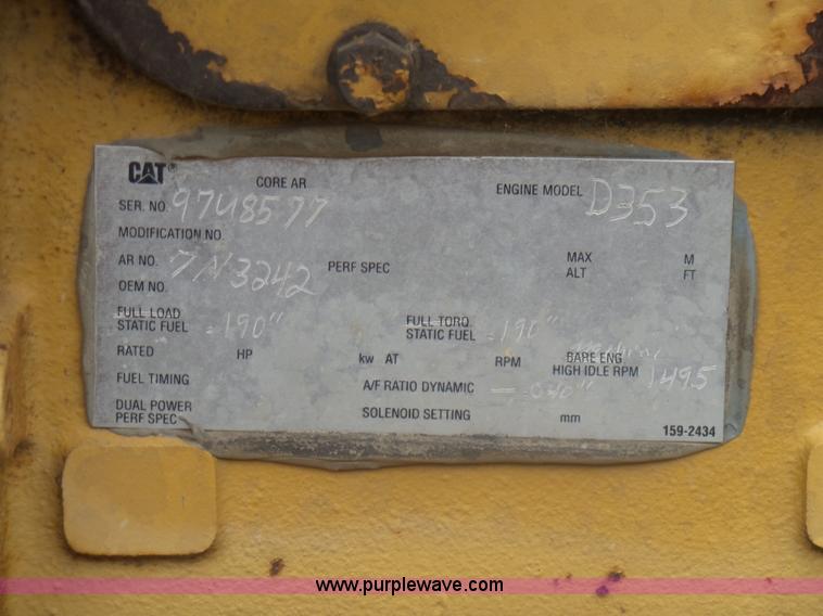 image for item J5480 1976 Caterpillar D9H dozer