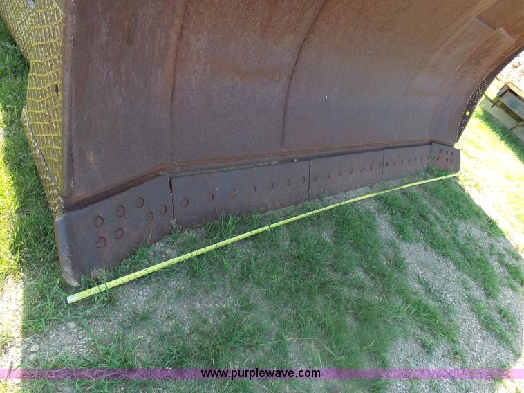 image for item J5480 1976 Caterpillar D9H dozer