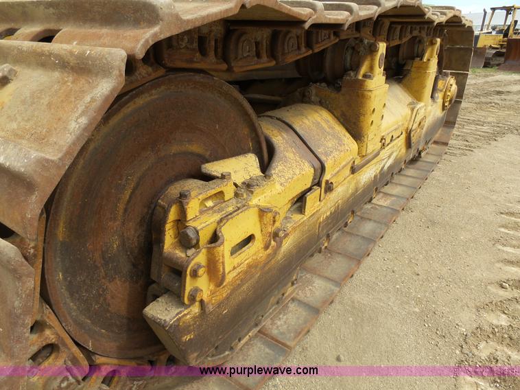 image for item J5491 1979 Caterpillar D9H dozer