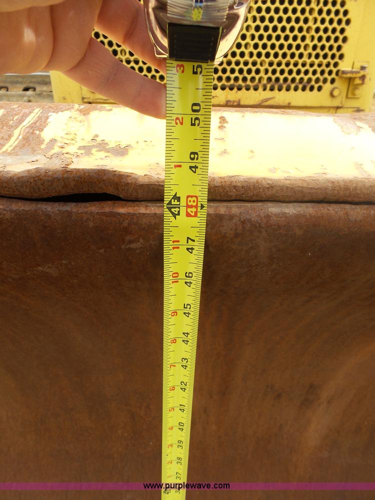 image for item J5491 1979 Caterpillar D9H dozer