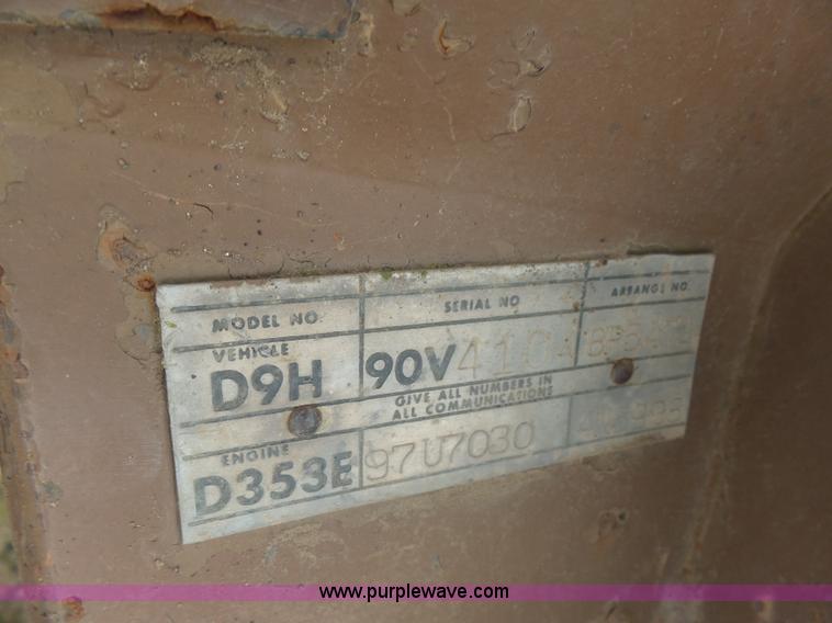 image for item J5491 1979 Caterpillar D9H dozer