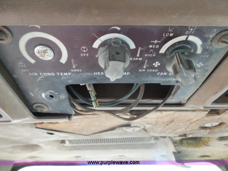 image for item J5491 1979 Caterpillar D9H dozer