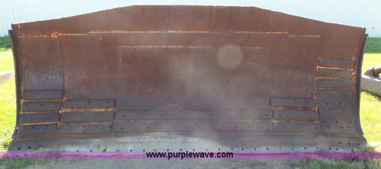 image for item J5491 1979 Caterpillar D9H dozer