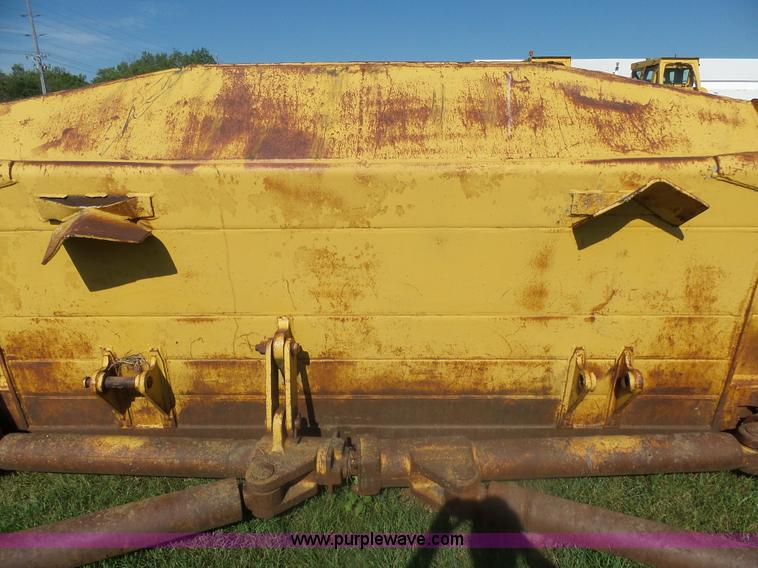 image for item J5491 1979 Caterpillar D9H dozer