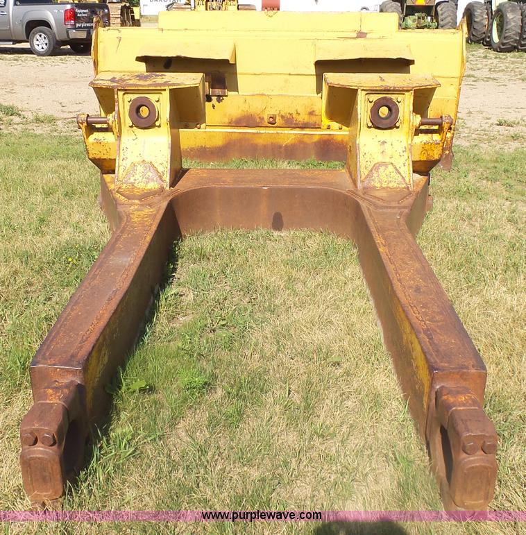 image for item J5491 1979 Caterpillar D9H dozer