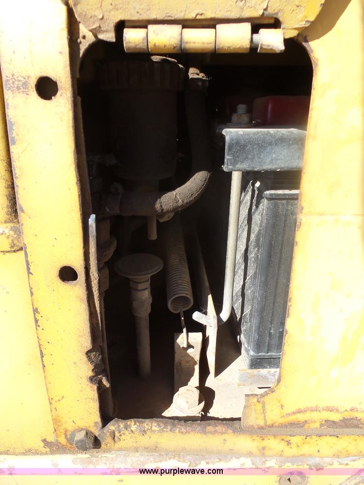 image for item J5498 1994 Caterpillar D5C LGP Series III dozer