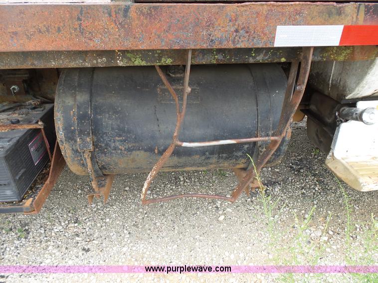 image for item K1171 1973 Chevrolet Custom Deluxe flatbed truck