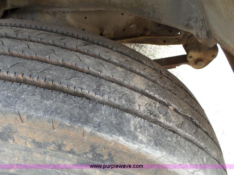 image for item K1171 1973 Chevrolet Custom Deluxe flatbed truck