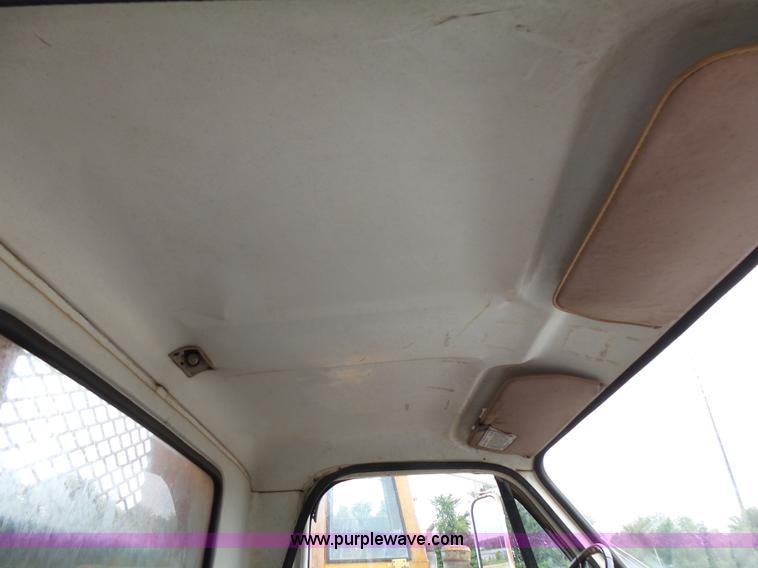 image for item K1171 1973 Chevrolet Custom Deluxe flatbed truck