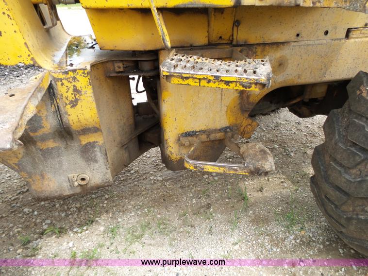 image for item K1172 1979 Caterpillar 920 wheel loader