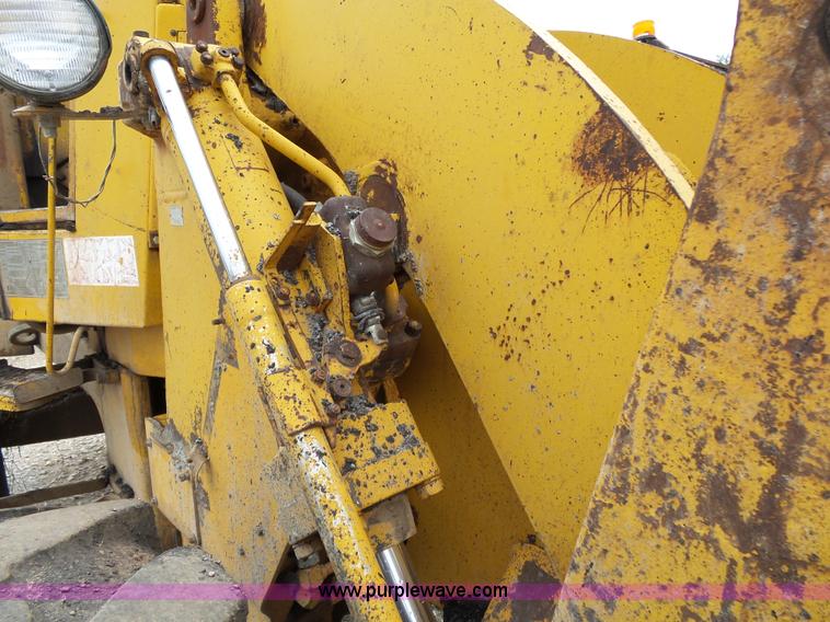 image for item K1172 1979 Caterpillar 920 wheel loader