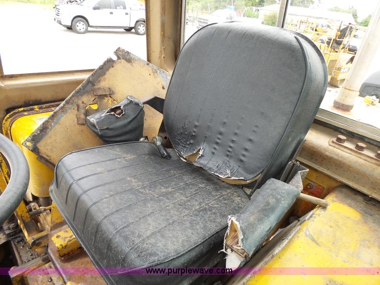 image for item K1172 1979 Caterpillar 920 wheel loader