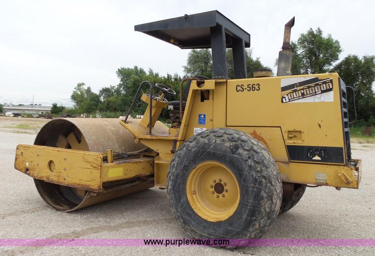 image for item K1173 1993 Caterpillar CS-563 single drum roller