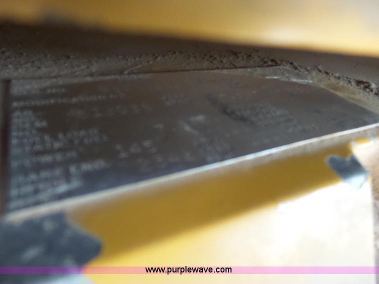 image for item K1173 1993 Caterpillar CS-563 single drum roller