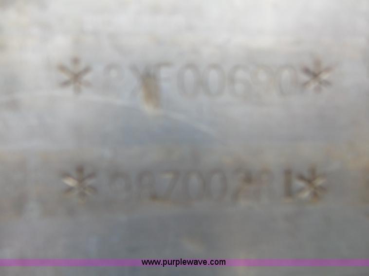 image for item K1173 1993 Caterpillar CS-563 single drum roller