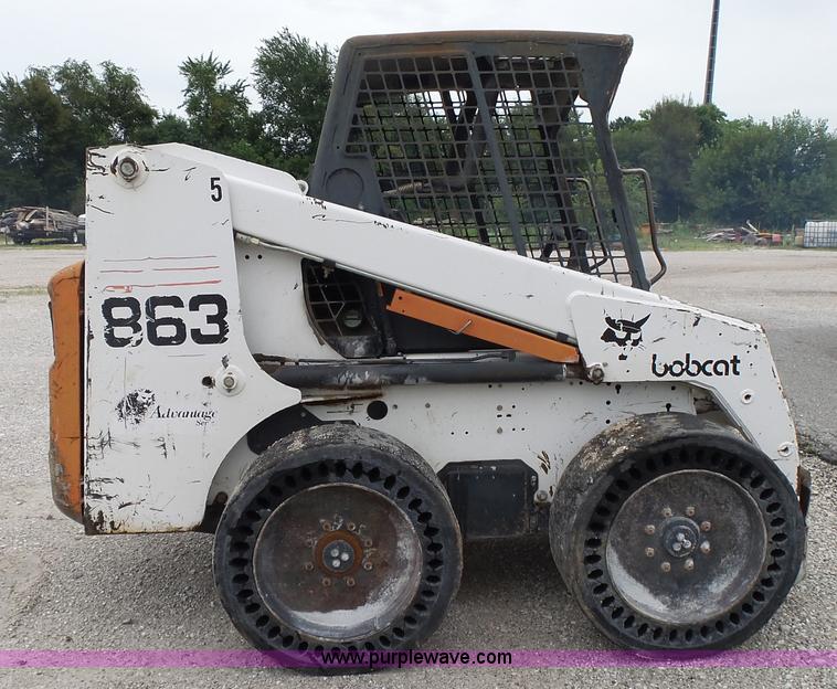 image for item K1174 2000 Bobcat 863 skid steer