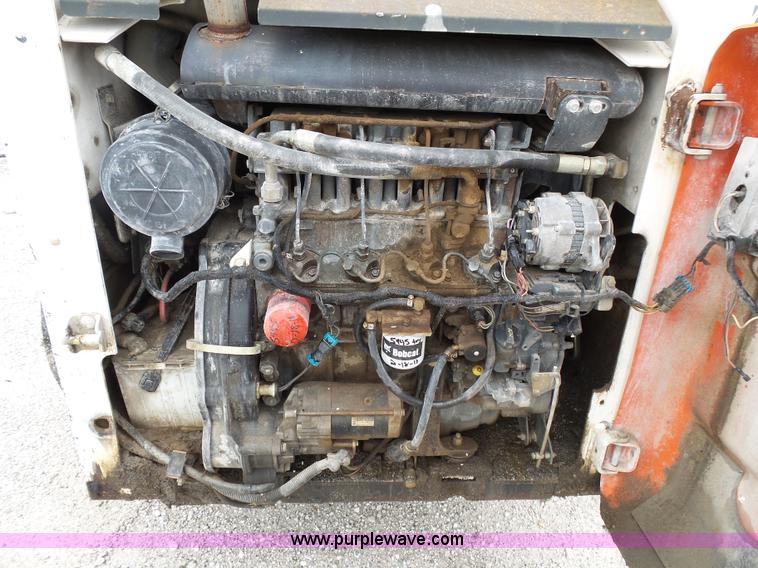 image for item K1174 2000 Bobcat 863 skid steer