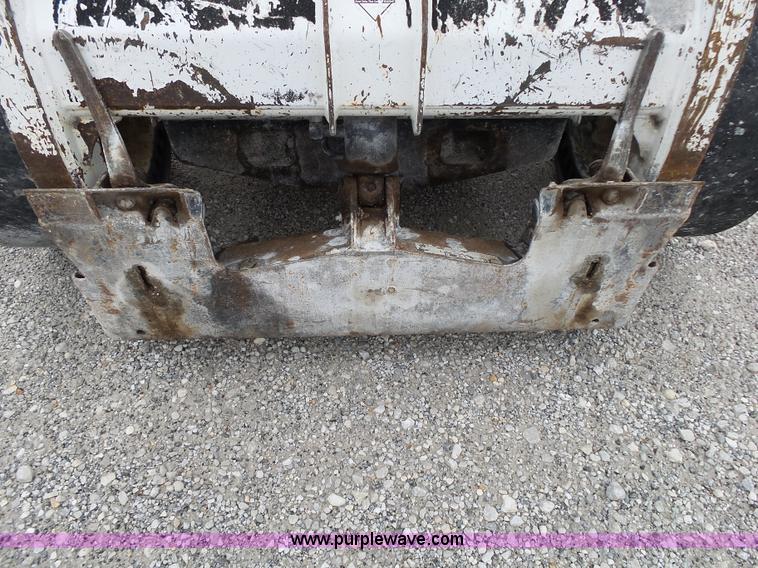 image for item K1174 2000 Bobcat 863 skid steer