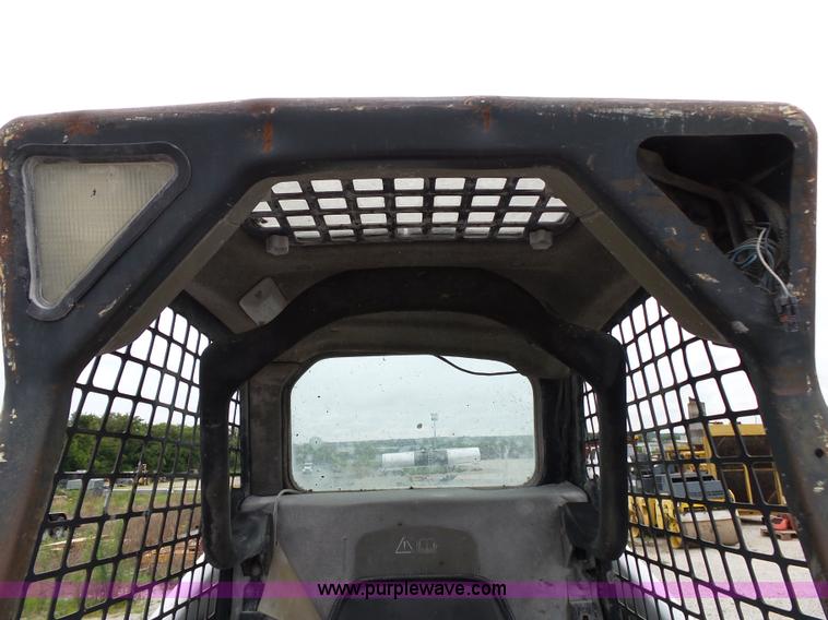 image for item K1174 2000 Bobcat 863 skid steer