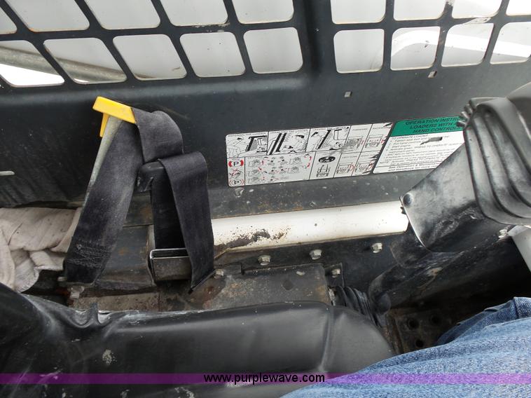 image for item K1174 2000 Bobcat 863 skid steer