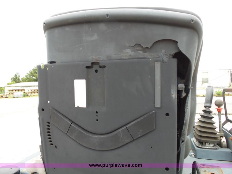 image for item K1176 1998 Bomag BW120AD-3 double drum roller