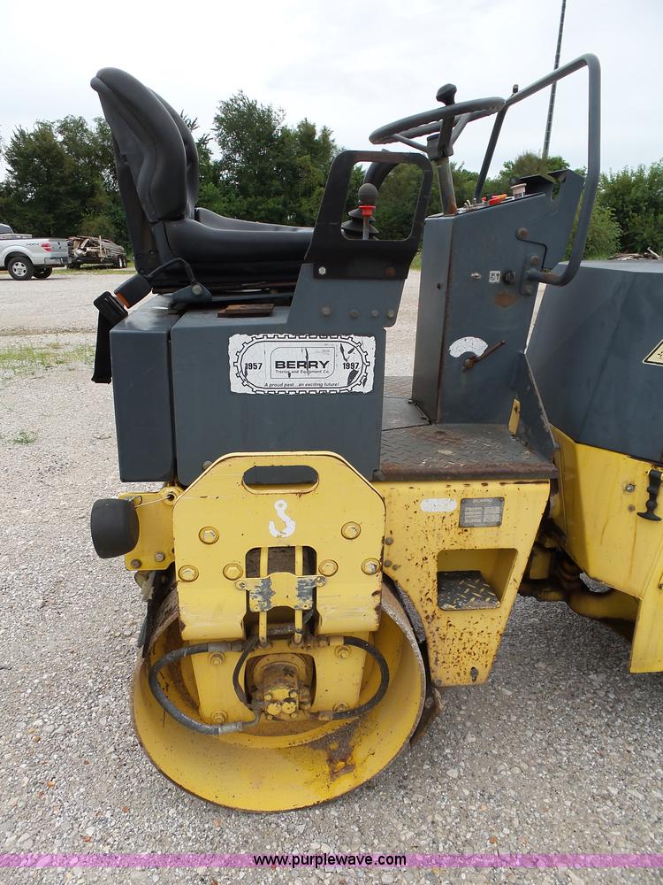 image for item K1176 1998 Bomag BW120AD-3 double drum roller