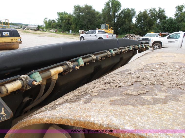 image for item K1179 2005 Ingersoll Rand DD-118HF double drum roller